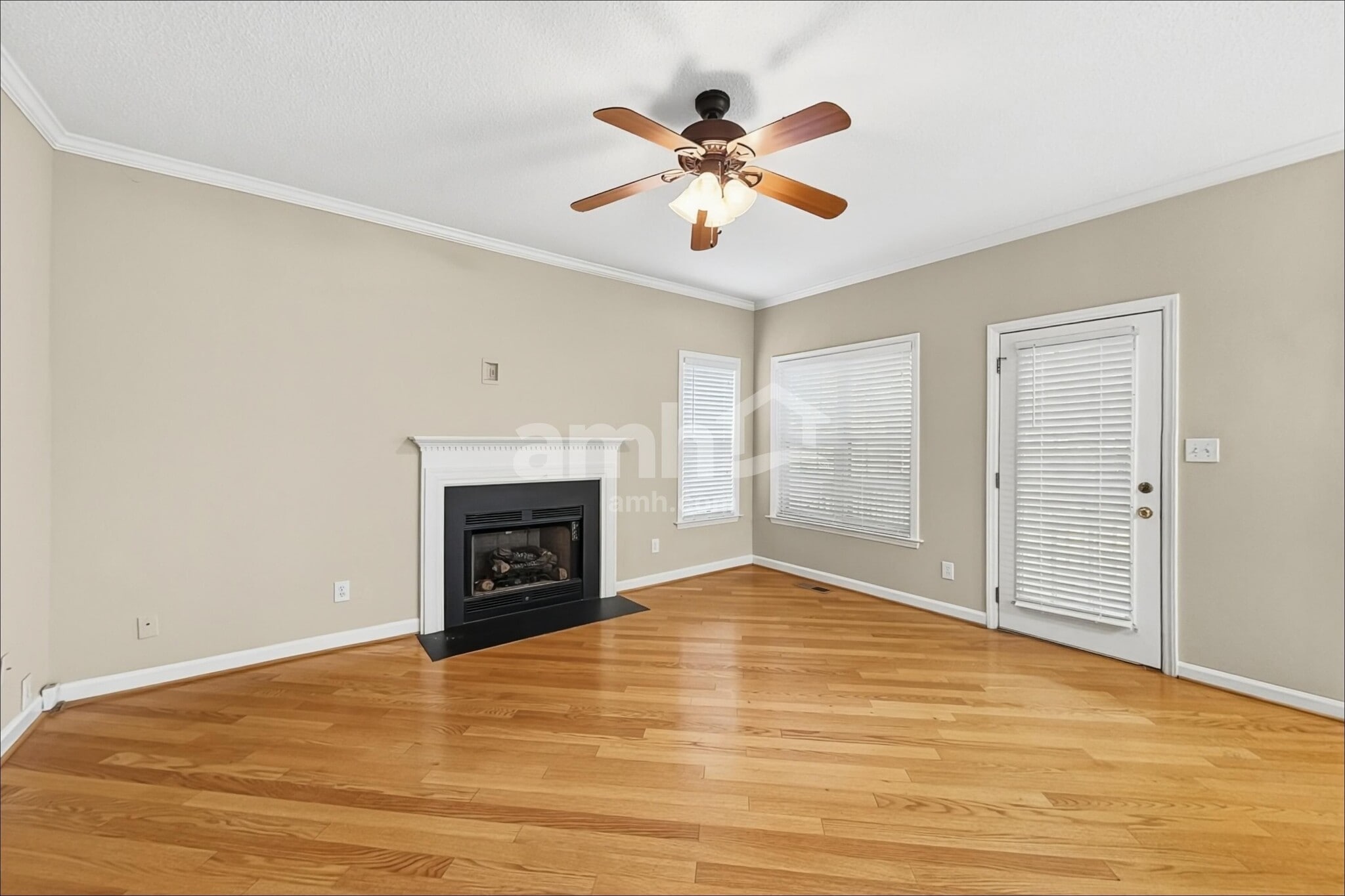 Building Photo - 3520 Huntingridge Dr
