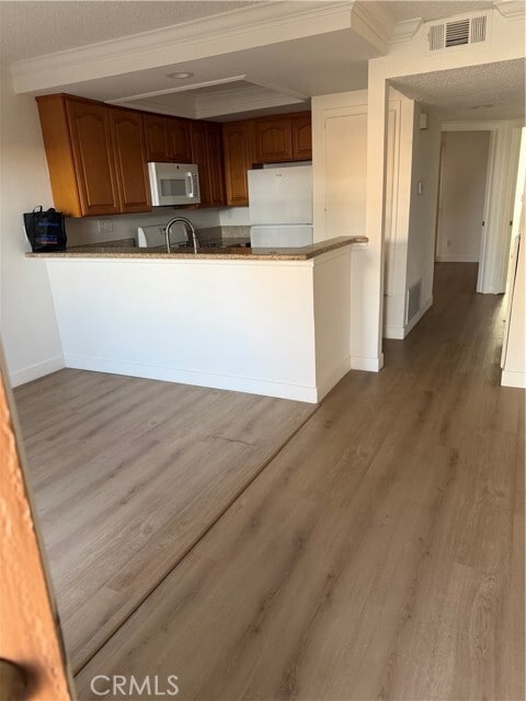 Building Photo - 990 Margarita Dr