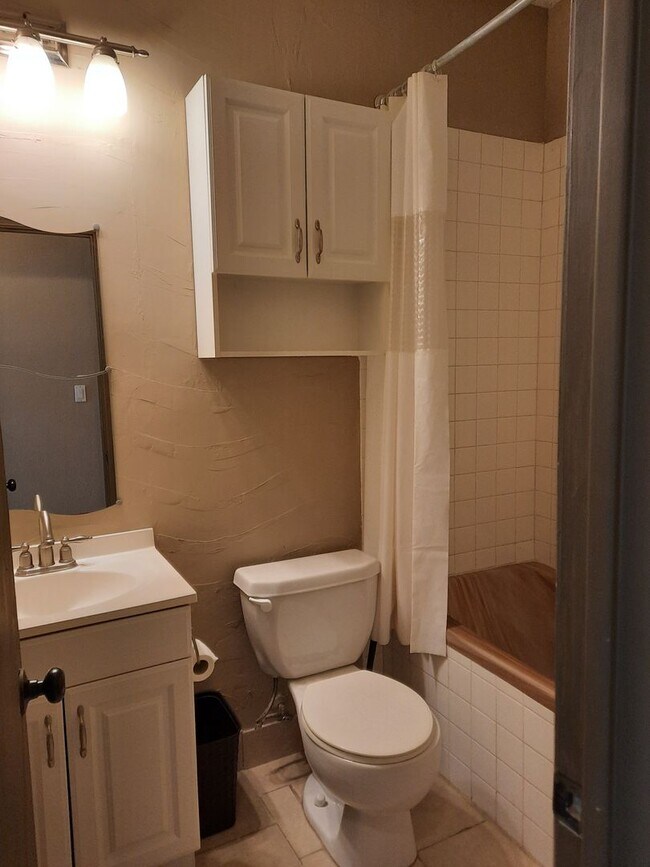 Building Photo - Solar-Powered Pflugerville Property - Lots Of Room and Backyard Living