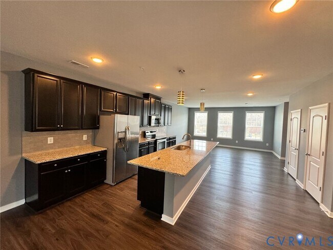 Building Photo - 5924 Whitehurst Ln