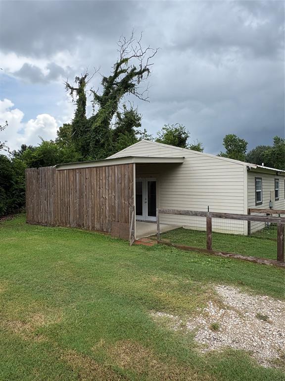 Building Photo - 21534 Cedar Ln
