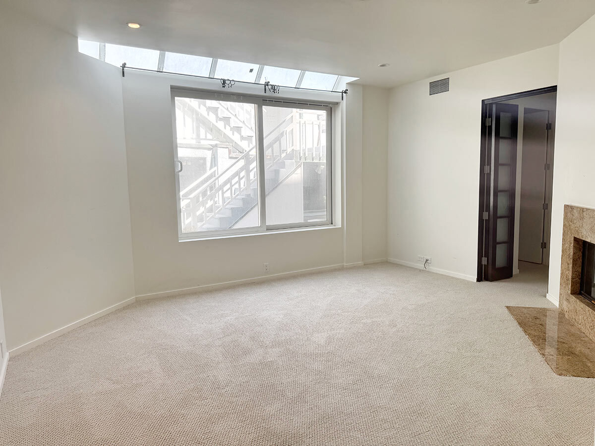 Building Photo - 3505 Ocean Front Walk