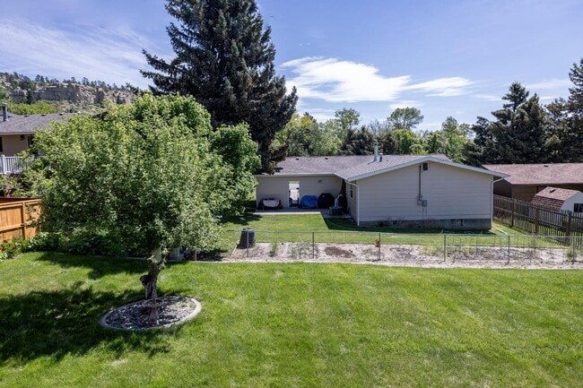 Primary Photo - 3127 38th St W