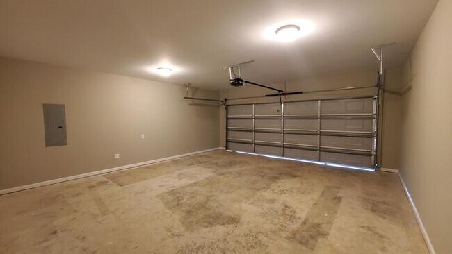 Building Photo - 5099 Mars Hill Rd