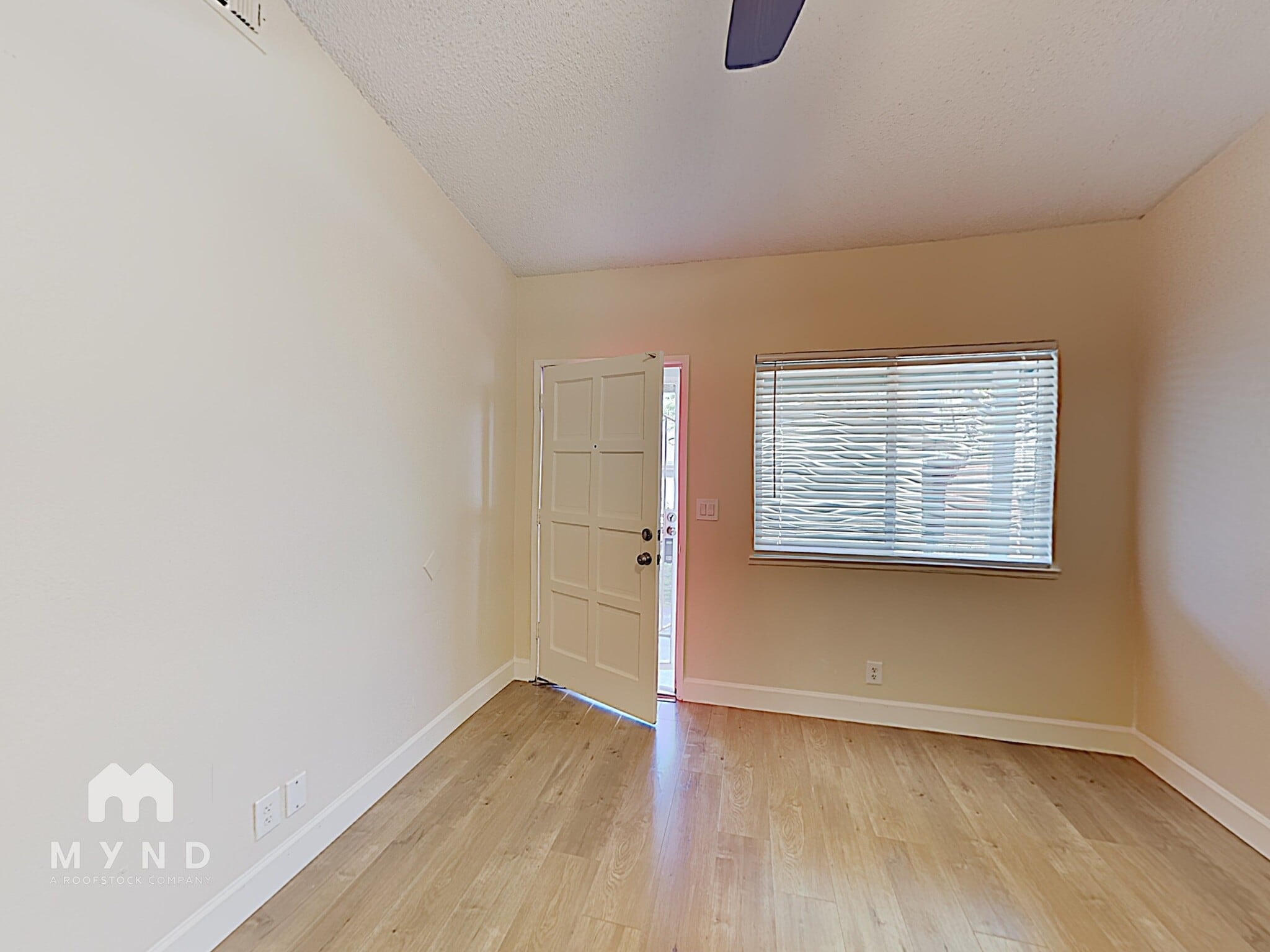 Building Photo - 6959 Greenback Ln