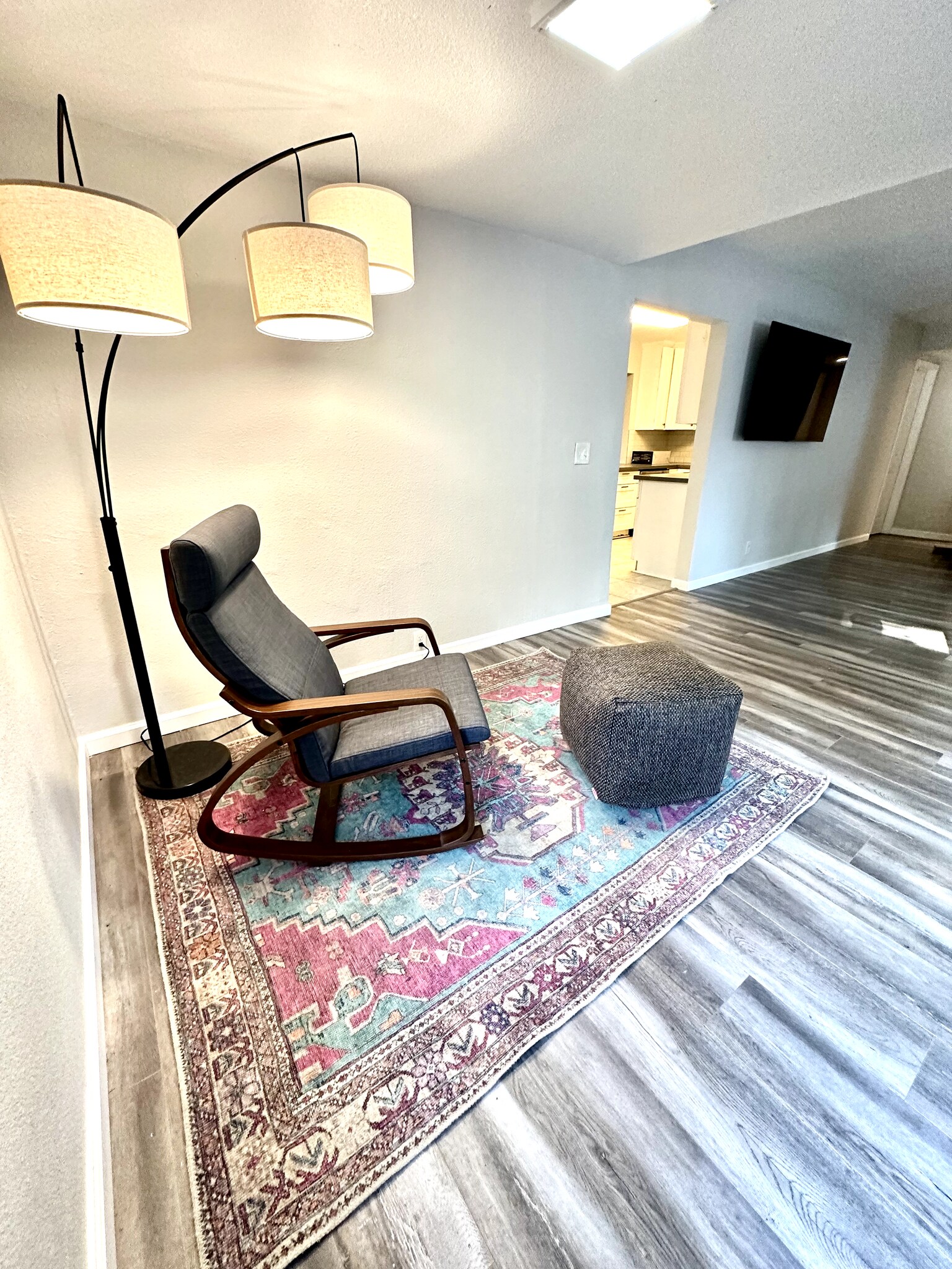 Building Photo - 2037 Robert Way