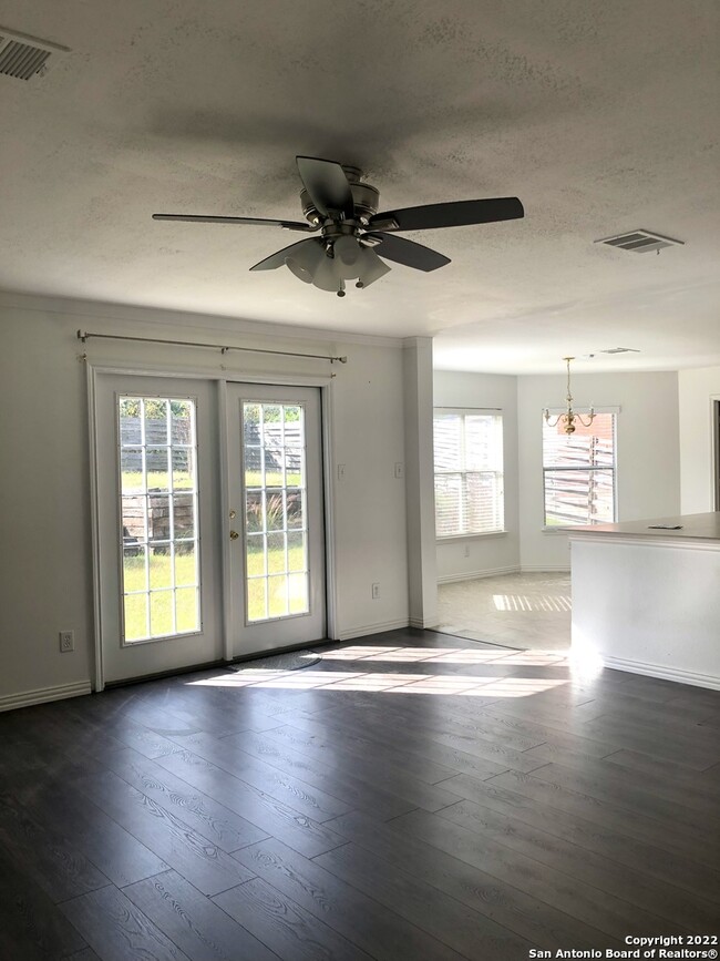 Building Photo - 8514 Coppermine-