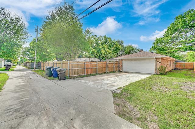 Building Photo - 2605 Natalie Dr