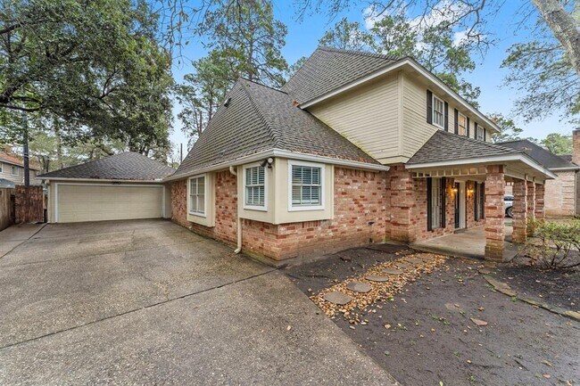 Building Photo - 14826 N Eldridge Pkwy