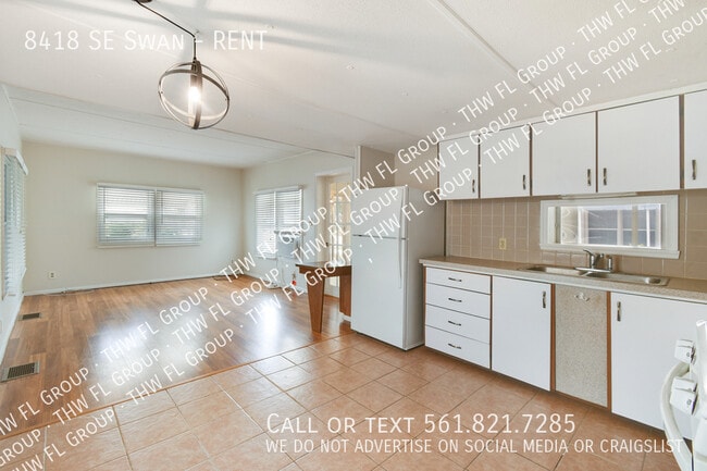 Building Photo - 8418 SE Swan-RENT