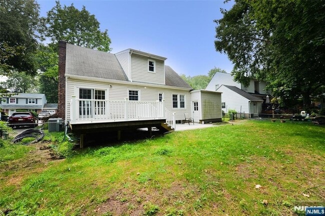 Building Photo - 10 Remington Rd