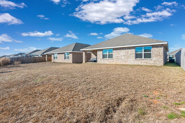 Building Photo - 4735 Airmen Dr