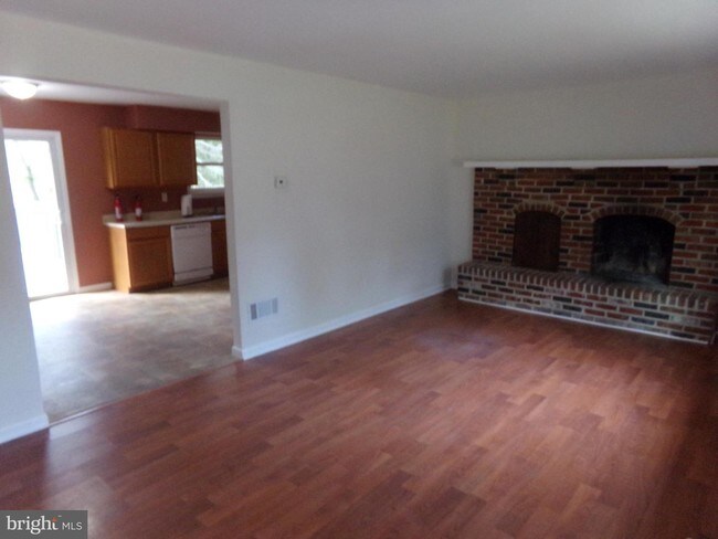 Building Photo - 73 Sepulga Dr