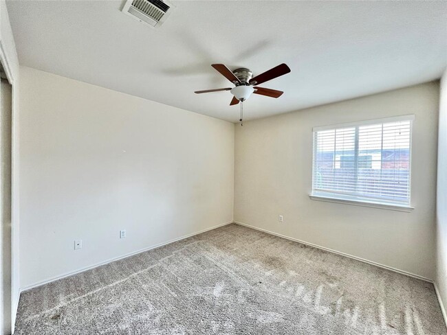 Building Photo - 2221 Pearson Way