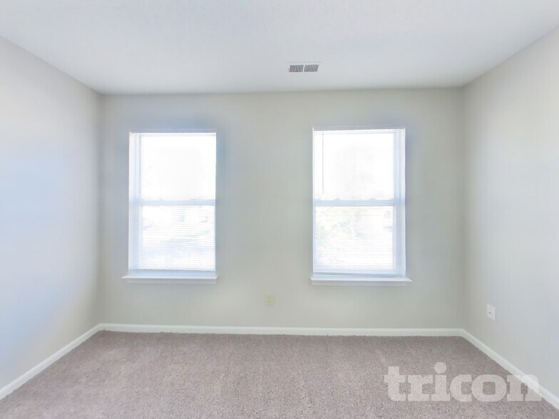 Building Photo - 7589 Wheatgrass Ln