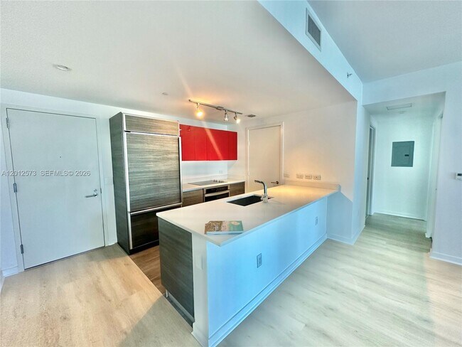 Building Photo - 1100 S Miami Ave