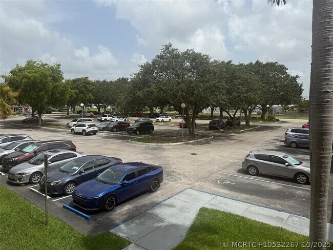 Building Photo - 8405 NW 61st St