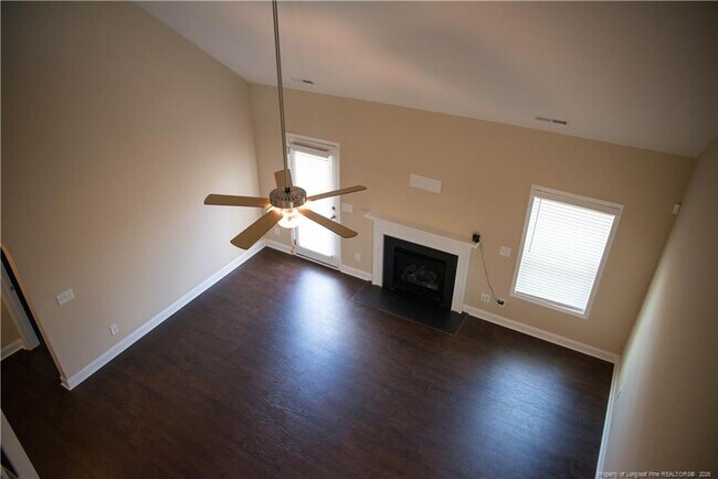 Building Photo - 32 Artillery Ln