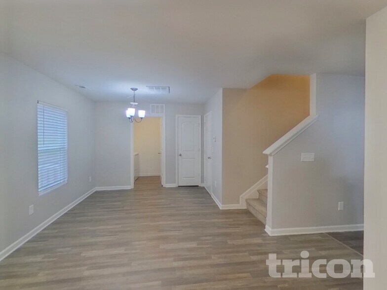 Building Photo - 437 Brookfield Dr