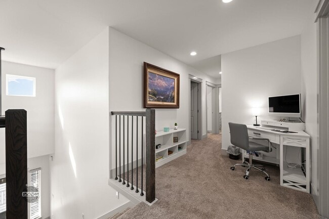 Building Photo - Premium 4BR Rental in The Ranch | Stunning Mountain Views | Easy Community Location | Automatic G...