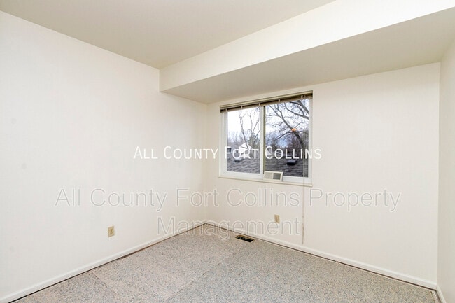 Building Photo - 3125 Swallow Bend