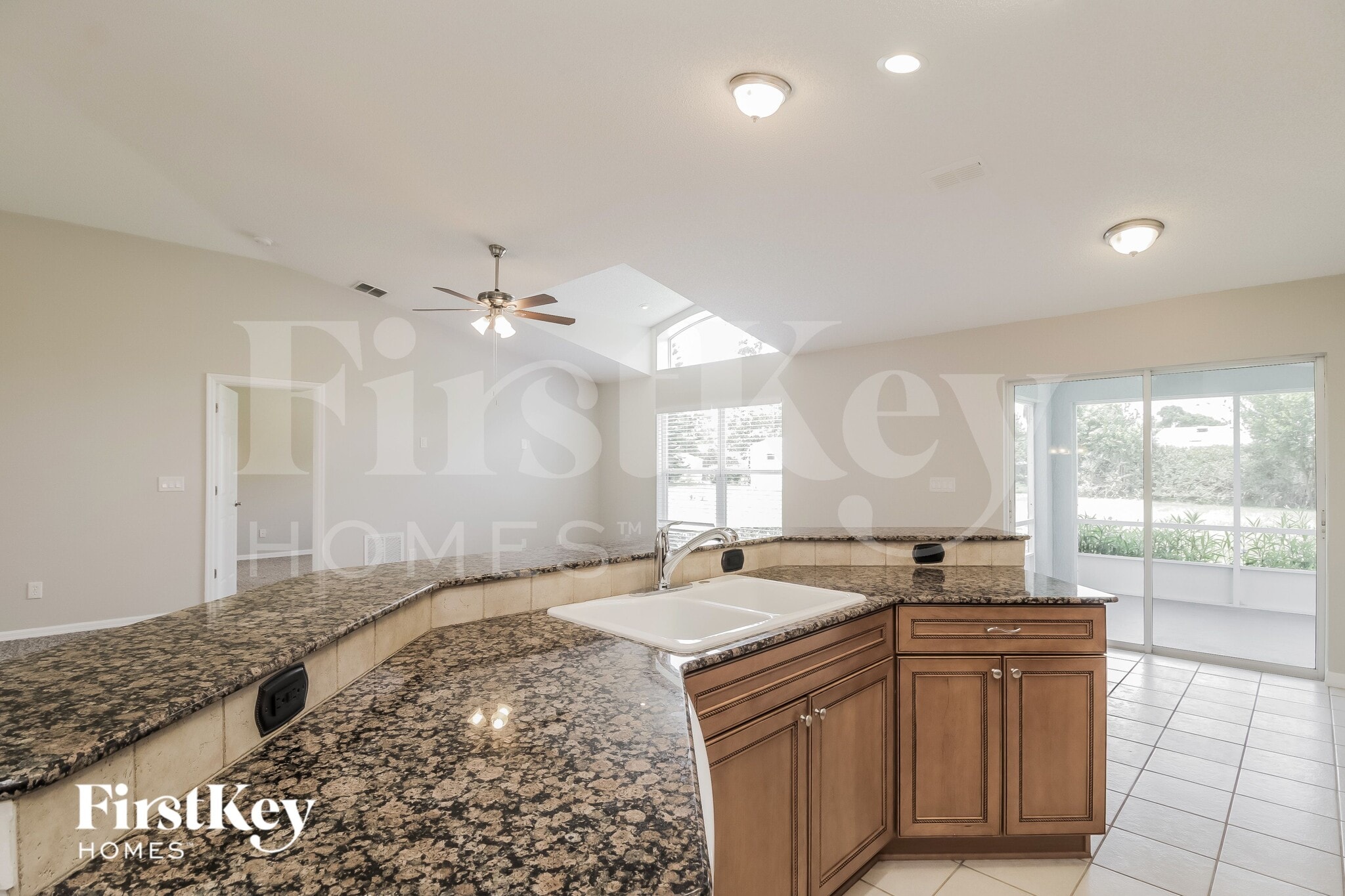 Building Photo - 211 Oak Branch Dr