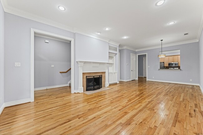 Building Photo - 6839 Staffordshire Blvd