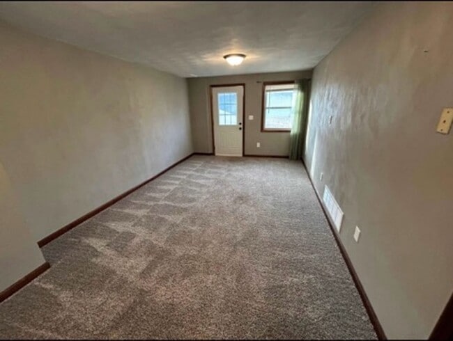Building Photo - Nice 3 Bed 2 Bath House In SW Columbia!