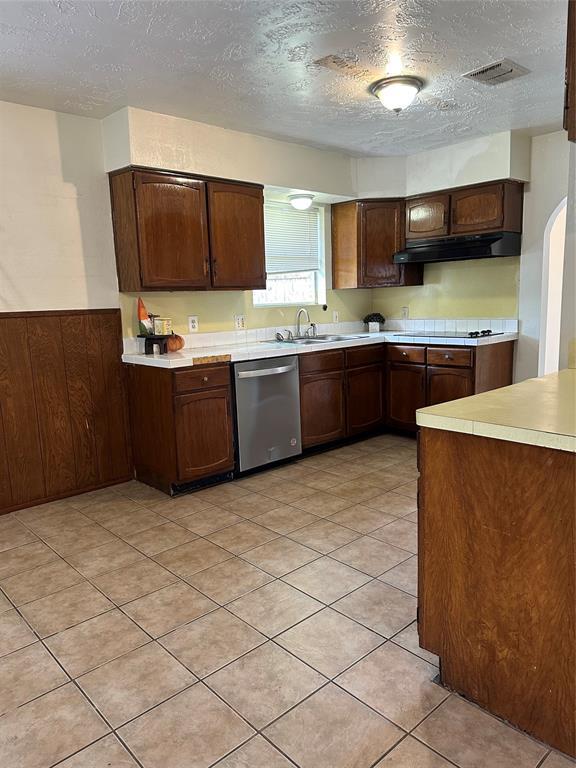 Building Photo - 9618 S Petersham Dr