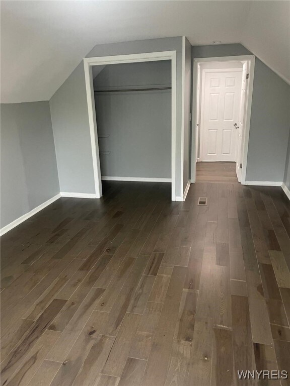 Building Photo - 260 Stevens Ave