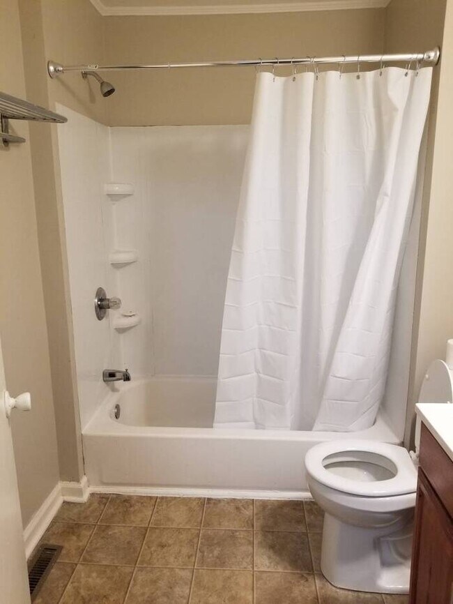 Building Photo - Remodeled Home