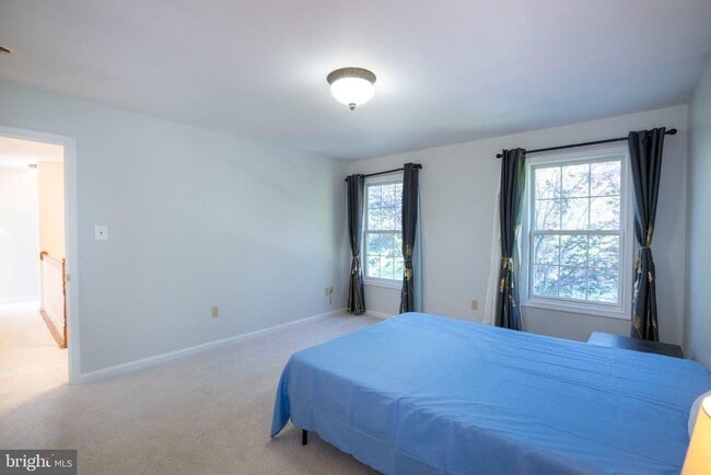 Building Photo - 2184 Autumnwood Dr