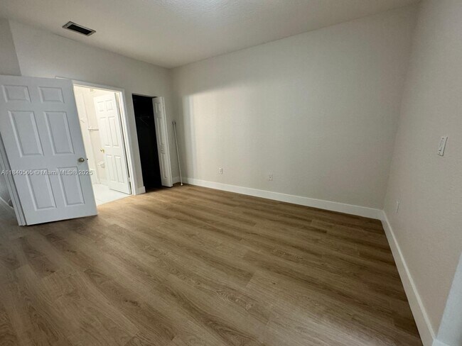 Building Photo - 5630 NW 114th Path