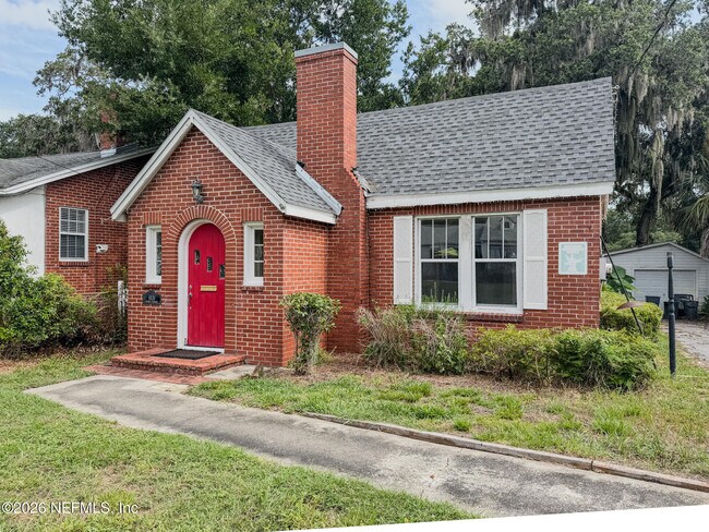 Building Photo - 1031 Inwood Terrace