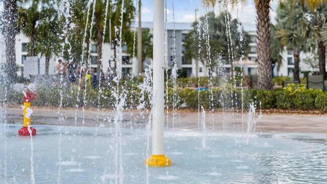 Building Photo - 4736 Sleepy Hollow Dr