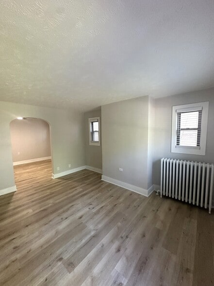 Building Photo - 807 S Braddock Ave