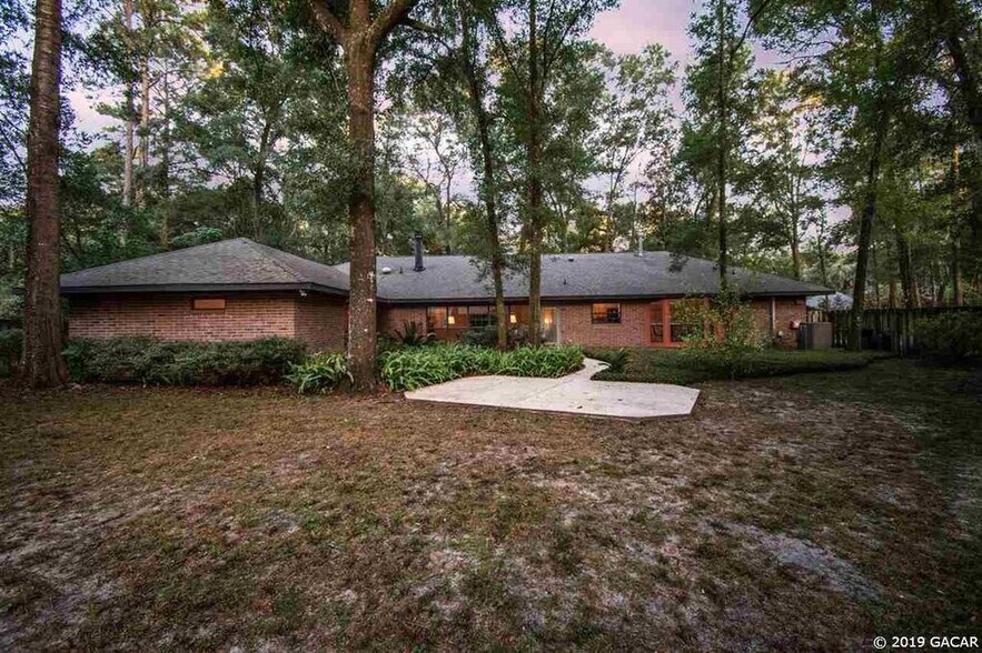 Building Photo - 2936 NW 23rd Dr