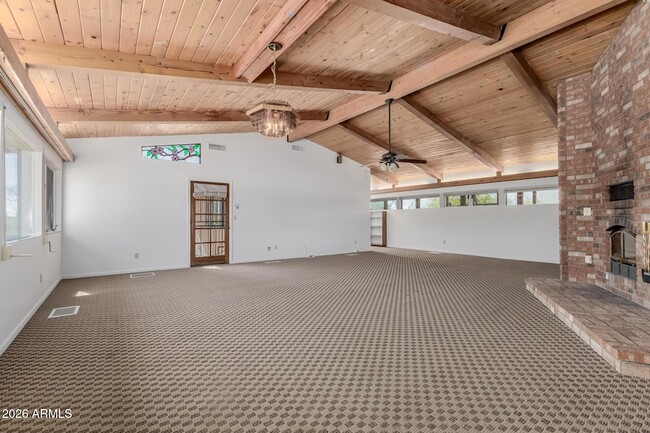 Building Photo - 6140 E Peak View Rd