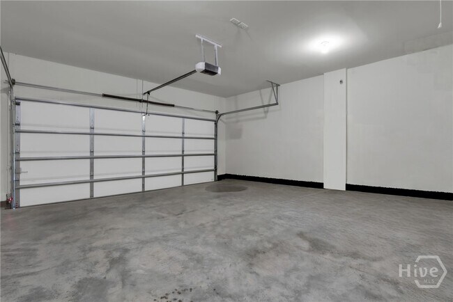Building Photo - 106 Geranium Wy