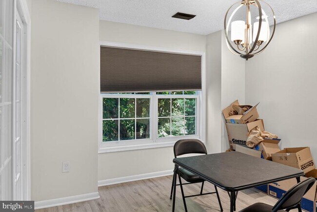 Building Photo - 6929 Clearwind Ct