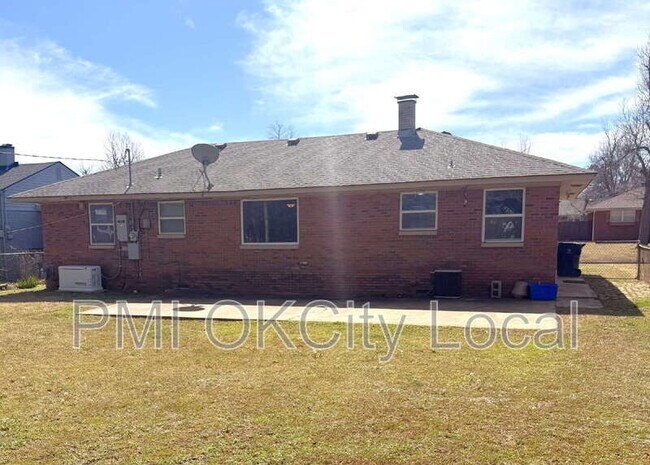 Building Photo - 3025 NW 67th St