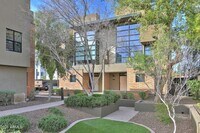 Building Photo - 1300 W 5th St