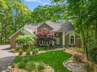 Building Photo - 3427 E Dobson Pl