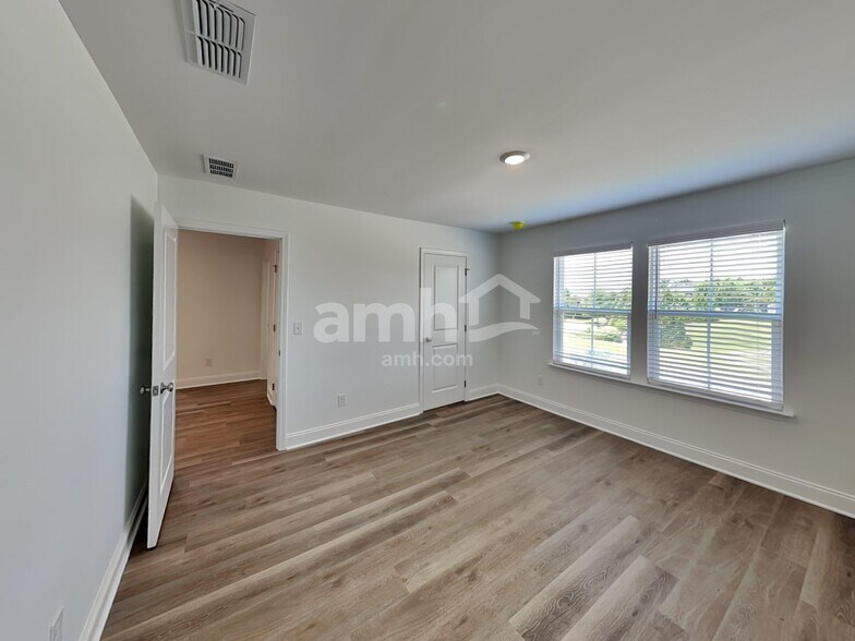 Building Photo - 218 Argea Dr