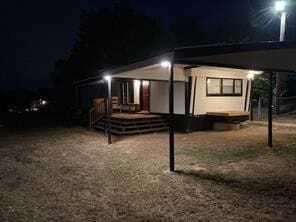 Building Photo - 120 Overland Ct