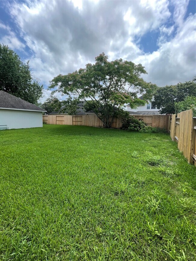 Building Photo - 2618 Landera Ct