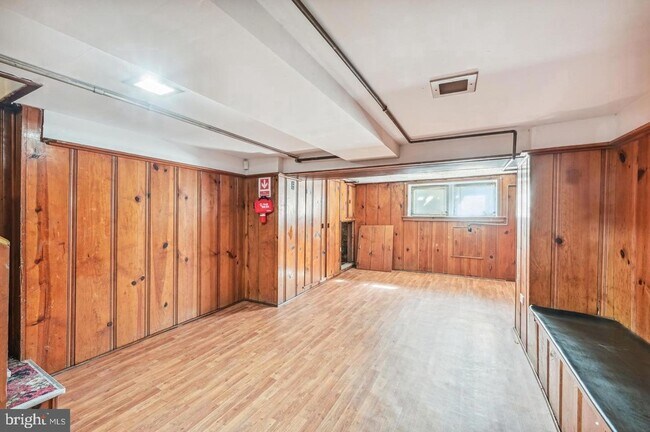 Building Photo - 5632 Belair Rd