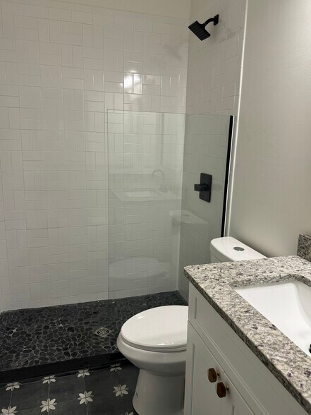 Primary bathroom 1 - 421 High Point Rd