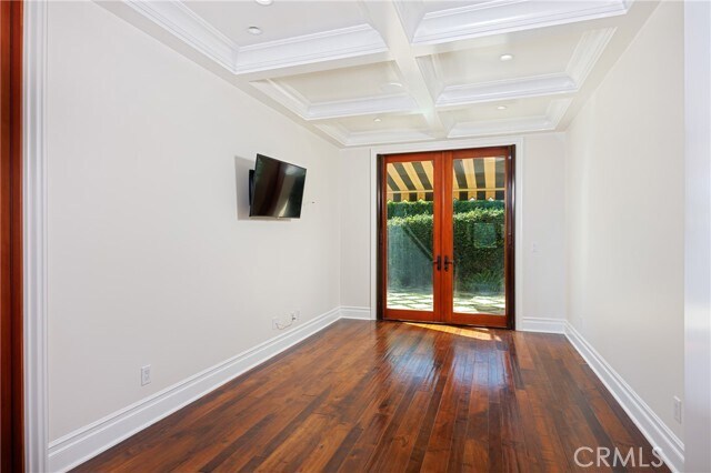 Building Photo - 18 Rue St Cloud