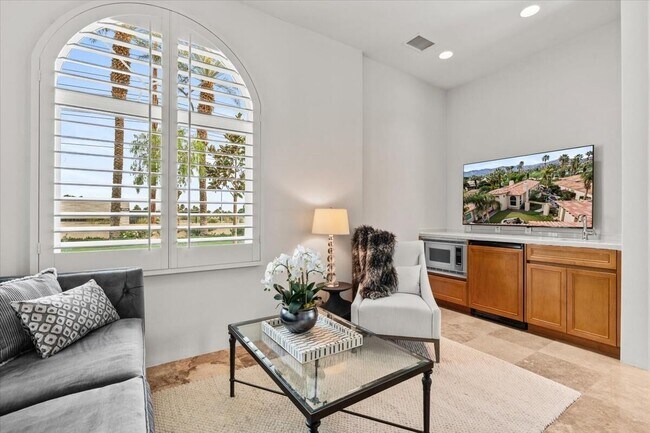 Building Photo - 79910 Mission Dr E